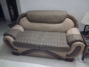 Gorgius Sofa Set