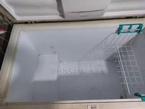 ডিপ রেফ্রিজারেটর/ফ্রিজার