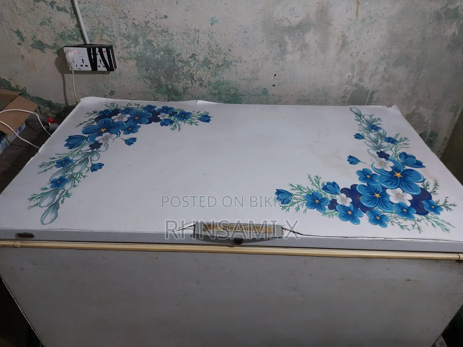 ডিপ রেফ্রিজারেটর/ফ্রিজার