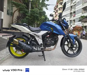 TVS Apache 160 4V 2019 Blue