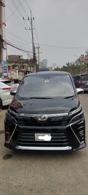Toyota Voxy 2018 Black