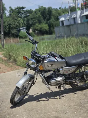 New Yamaha 1999 Gray