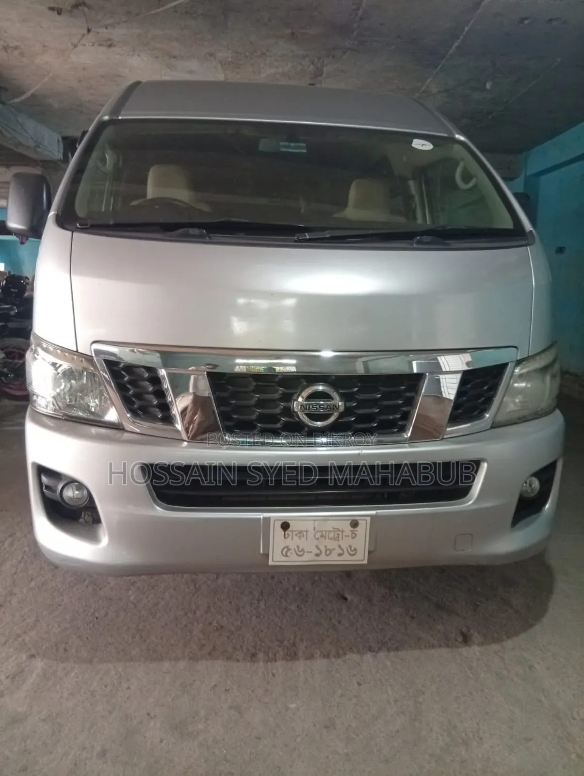 2016 Silver Nissan Caravan (Urvan)