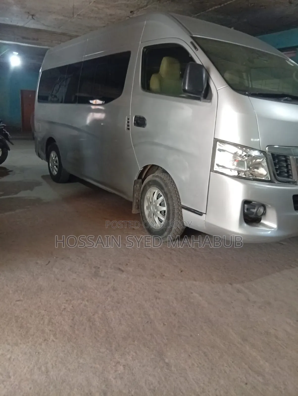 2016 Silver Nissan Caravan (Urvan)