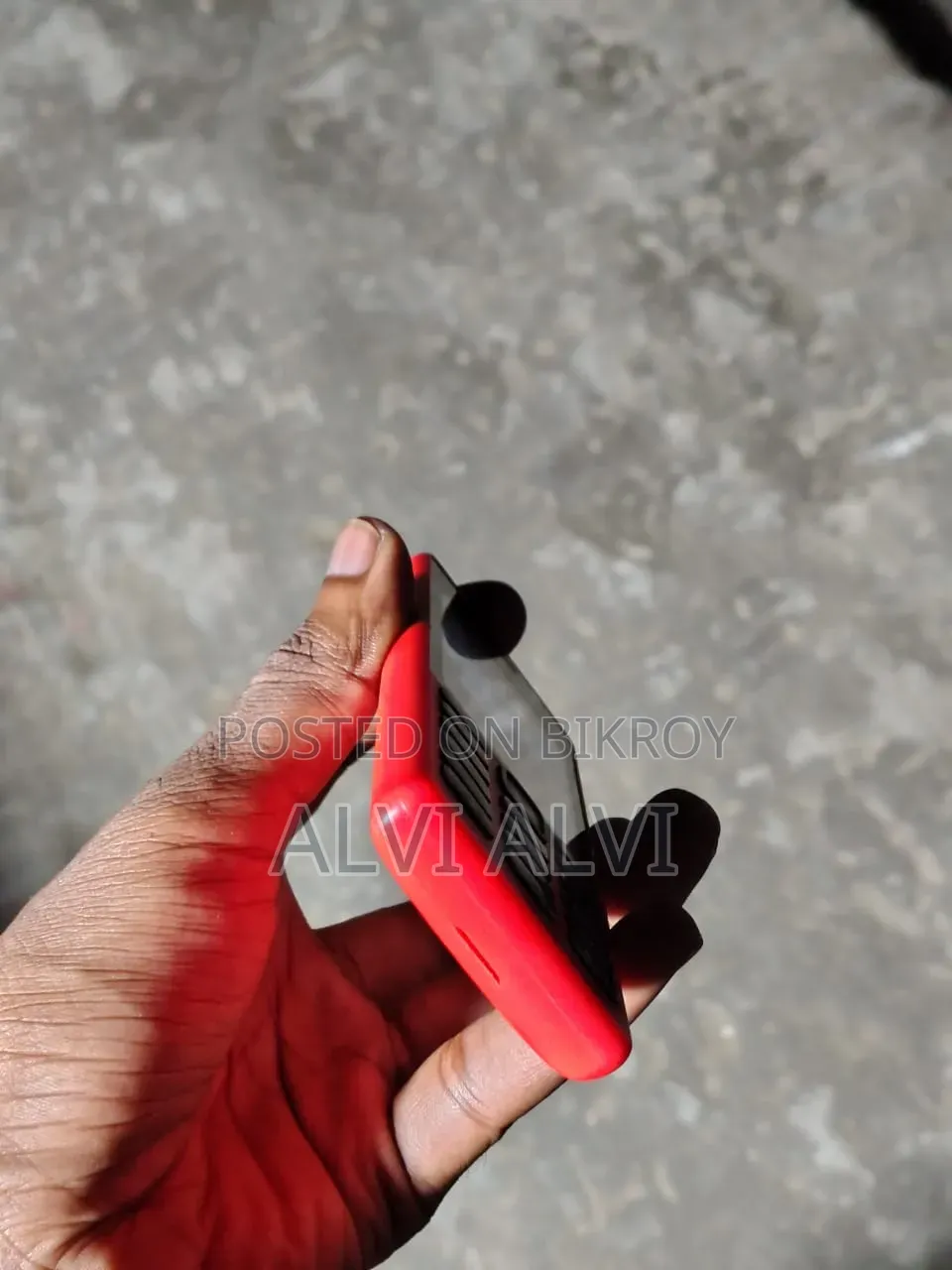 নোকিয়া ২১৬ লাল