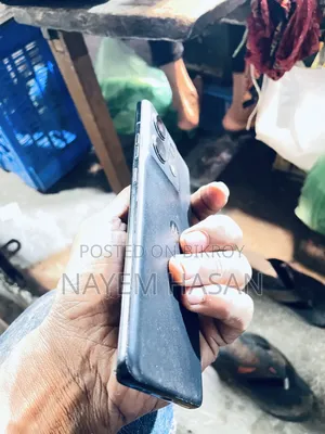 মোটোরোলা এজ ৫০ প্রো ২৫৬ জিবি ব্ল্যাক