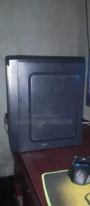 ডেস্কটপ কম্পিউটার আসুস ৪ জিবি ইন্টেল কোর আই ৩ এইচডিডি+এসএসডি ৬৪০ জিবি