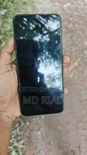 Vivo Y17 64 GB Black