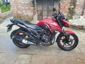 Honda X-Blade 160 2022 Red