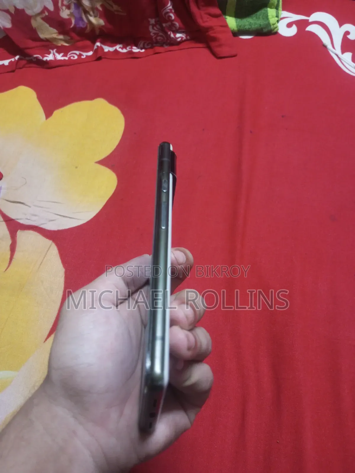 গুগল পিক্সেল ৬ ১২৮ জিবি হোয়াইট