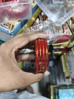 Red Glass Bangle Item