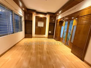 4-Bedroom Apartment in Numan Property Bd, Basundhara for Rent