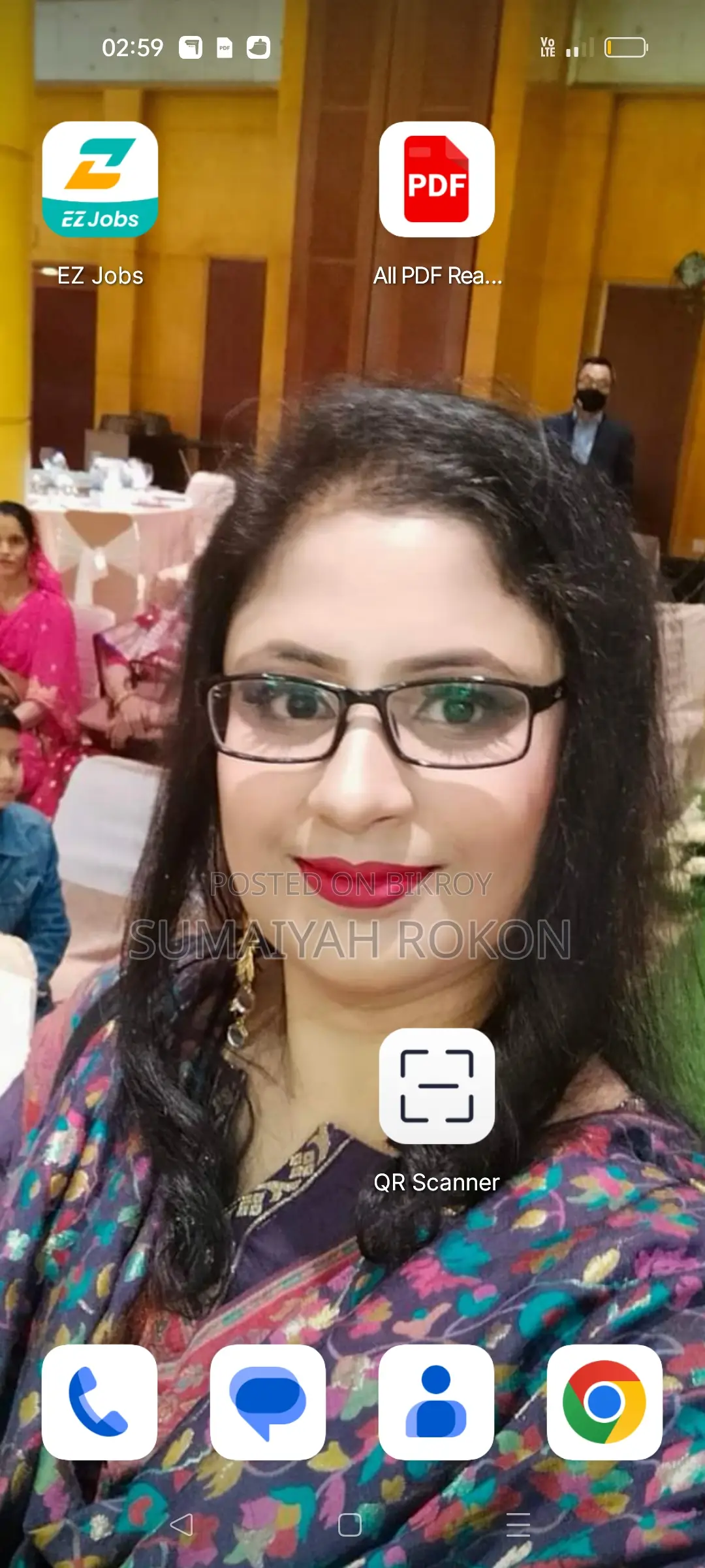কাপড়ের শোরুমের জন্য স্টাফ লাগবে