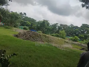 14 decimals of land for sale at a 20-minute travel distance from Maizdi.