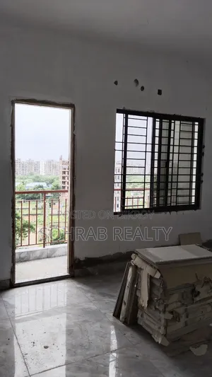 4bdrm Apartment in Sohrab Realty, Uttara for Sale
