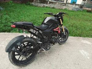 Runner Bolt 165R 2021 Black
