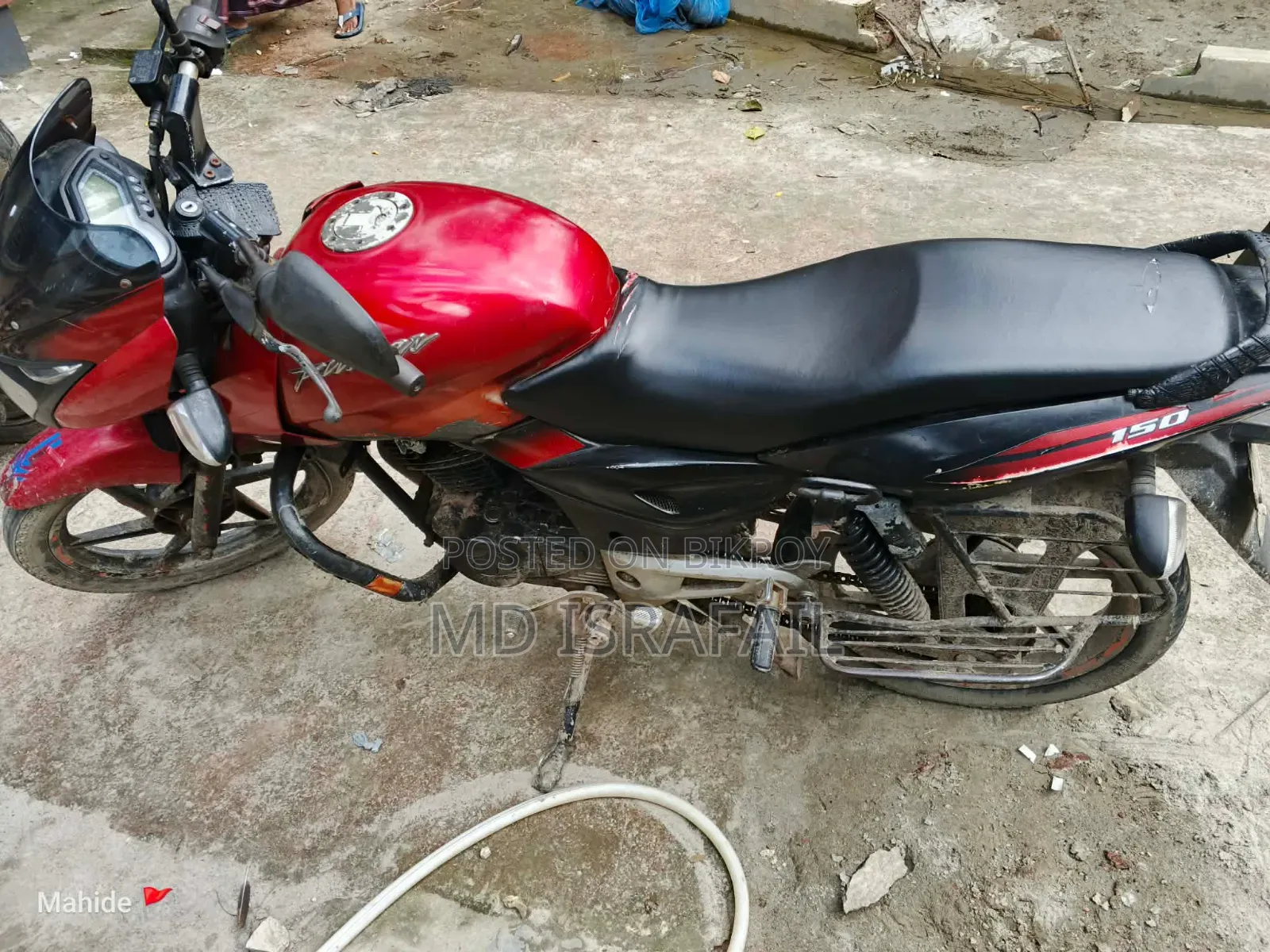 Bajaj Pulsar 150 2011 Red