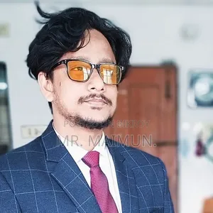 দূরবর্তী কম্পিউটার চাকরি। (রাত)