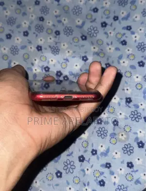 অ্যাপল আইফোন এসই (২০২০) ১২৮ জিবি রেড