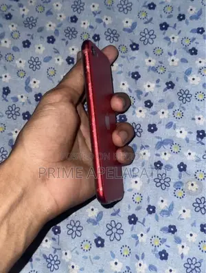 অ্যাপল আইফোন এসই (২০২০) ১২৮ জিবি রেড