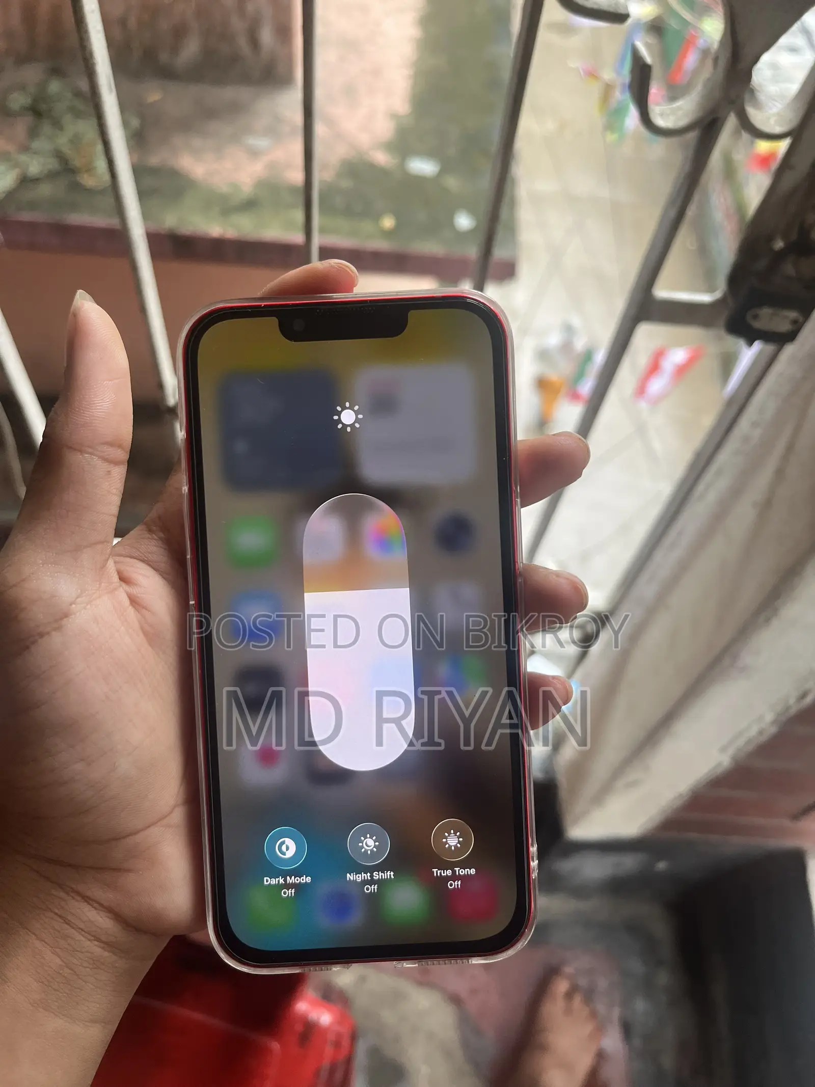 Apple iPhone 13 128 GB Red