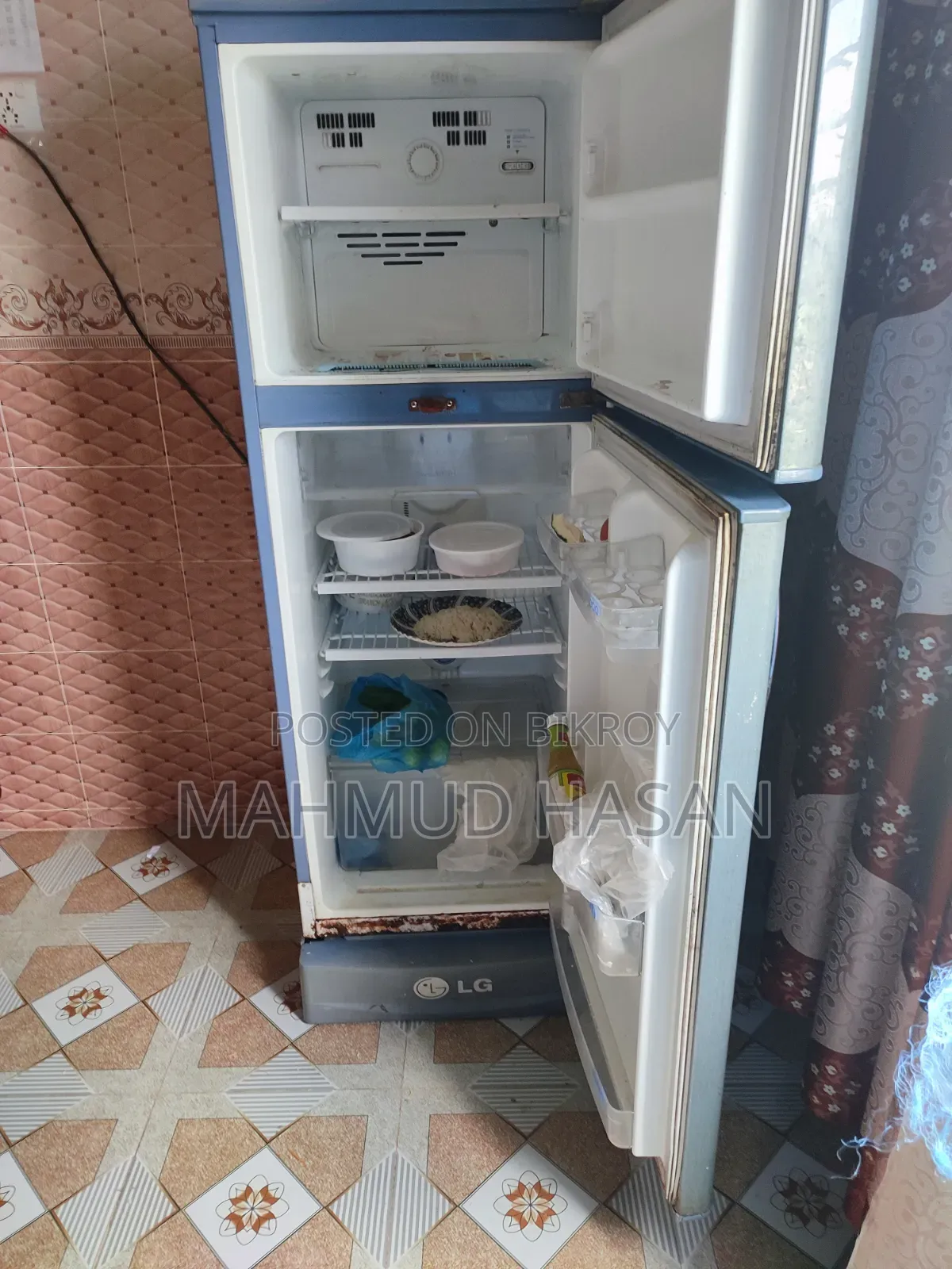নন ফ্রস্ট এলজি ফ্রিজ‌।অল ওকে।