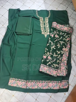 মহিলাদের আনস্টিচড থ্রি পিস