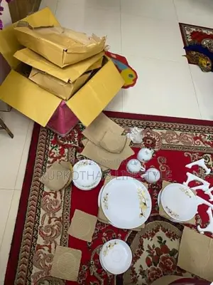 ব্র্যান্ড নিউ ৩৬ পিস সিরামিক ডিনার সেট (পাইকারি মূল্য)