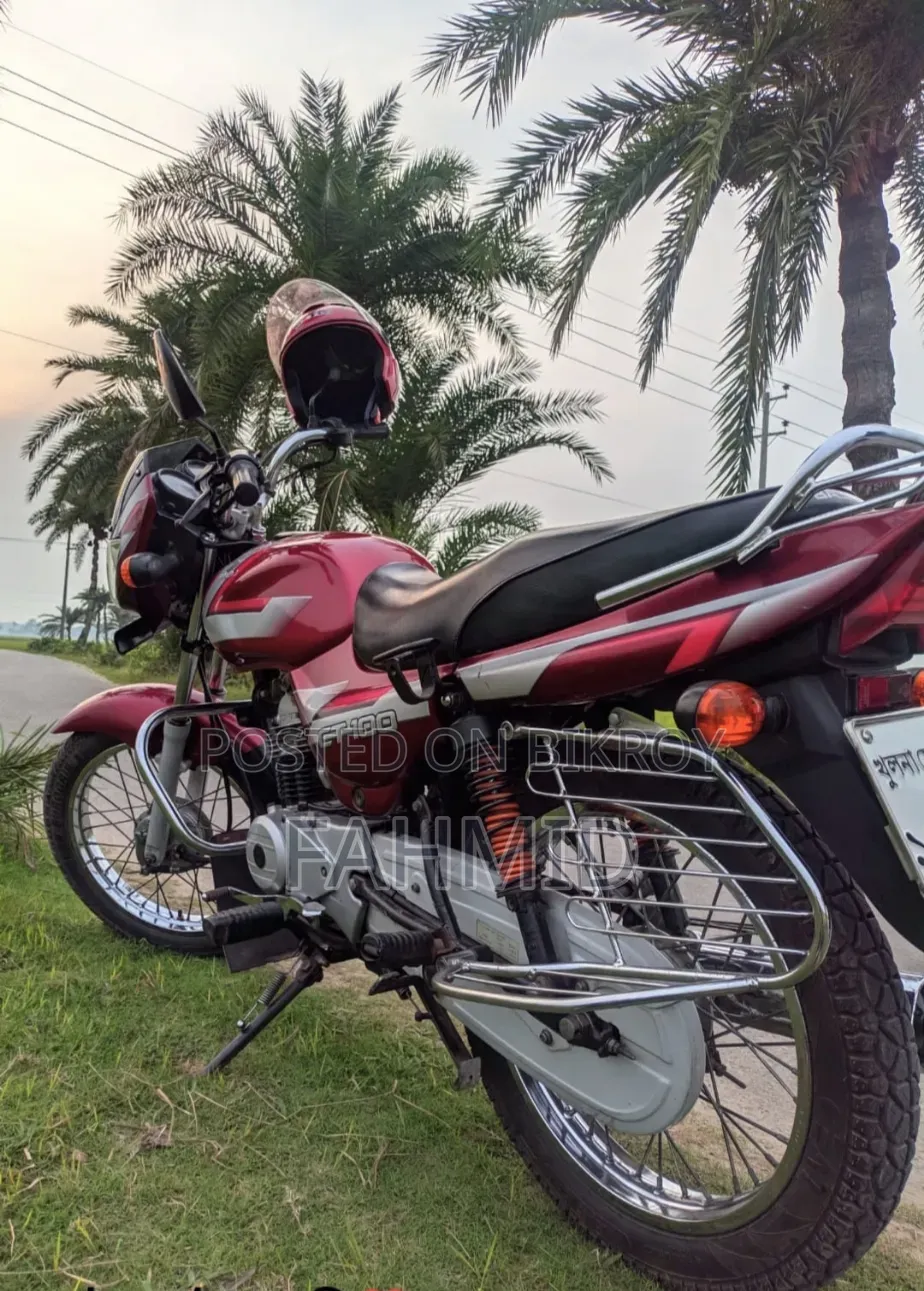 বাজাজ সিটি ১০০ ২০১২ রেড