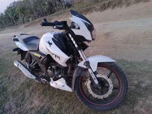 TVS Apache RTR 160 2V 2017 White