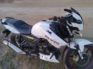 TVS Apache RTR 160 2V 2017 White