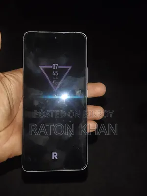 iQOO Z10 128 GB হোয়াইট