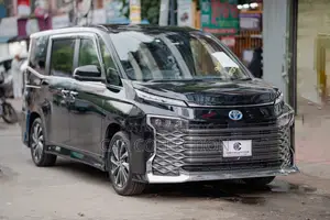 Toyota Voxy Hybrid S-Z 2WD 7-Seater 2023 Black