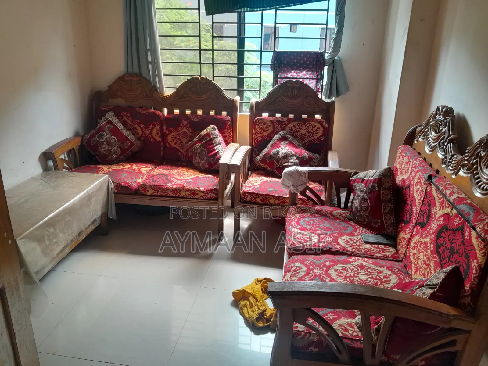 সোফা বিক্রি হবে