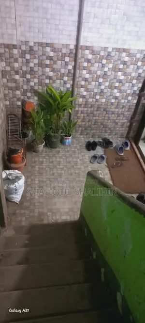 Furnished Mini Flat in Chaukbazar for Sale