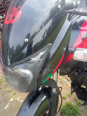 বাজাজ পালসার ১৫০ ২০২১ কালো