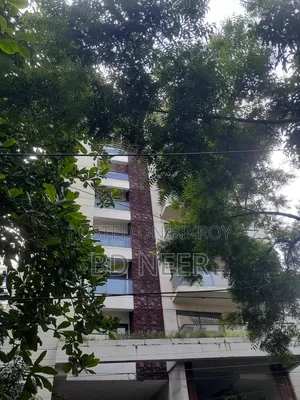 Office in Baridhara Diplomatic Zone