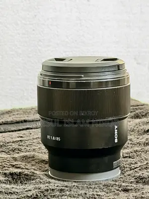 Sony 85mm 1.8