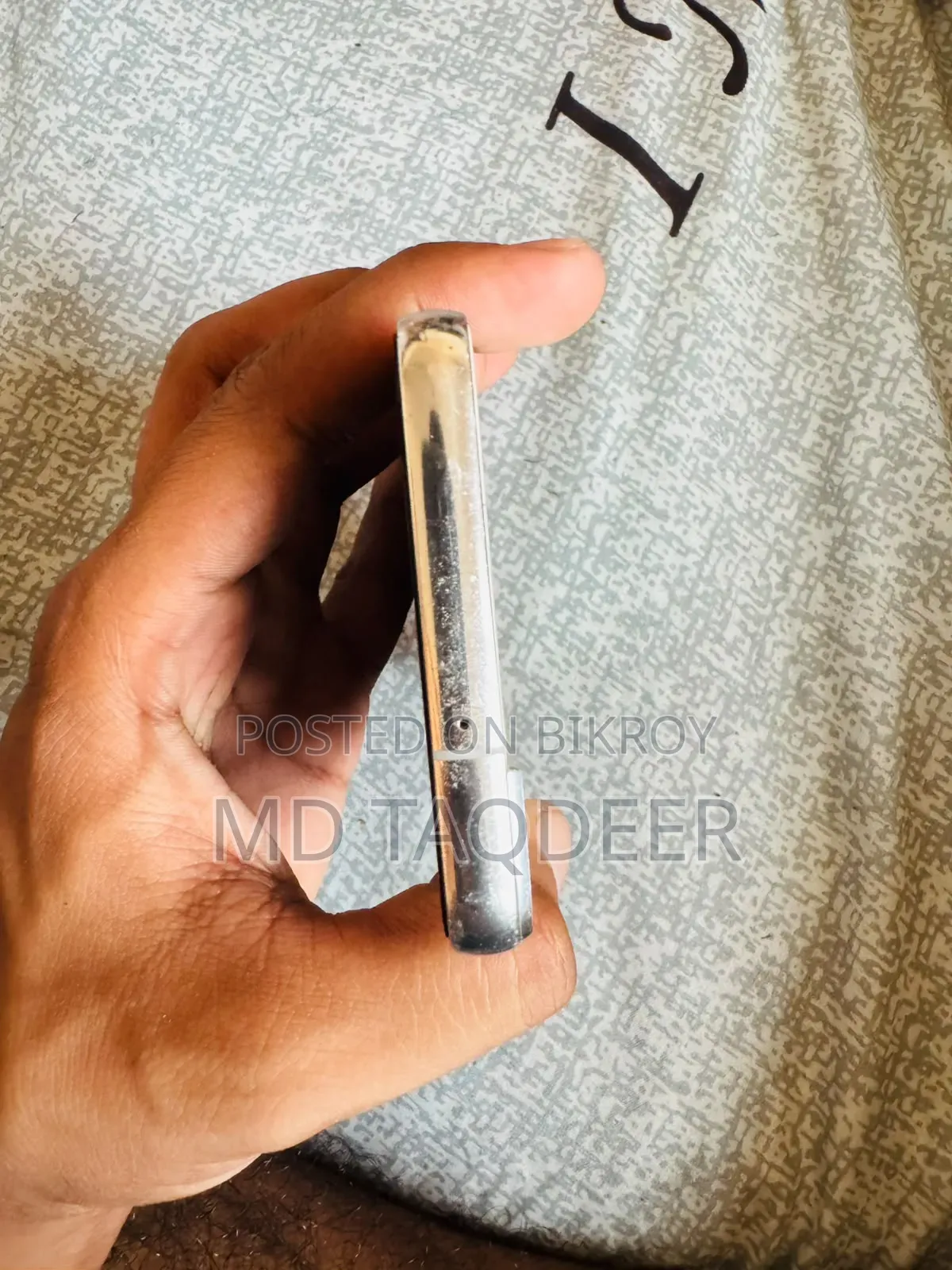 স্যামসাং গ্যালাক্সি এস২২ ৫জি ২৫৬ জিবি সাদা