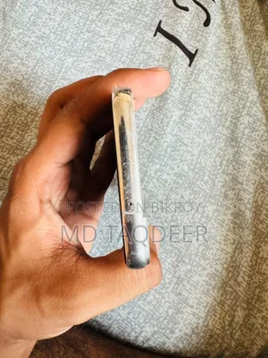 স্যামসাং গ্যালাক্সি এস২২ ৫জি ২৫৬ জিবি সাদা