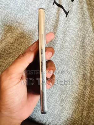 স্যামসাং গ্যালাক্সি এস২২ ৫জি ২৫৬ জিবি সাদা