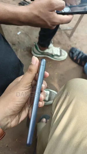 স্যামসাং গ্যালাক্সি এস২১ এফই ৫জি ১২৮ জিবি ব্ল্যাক