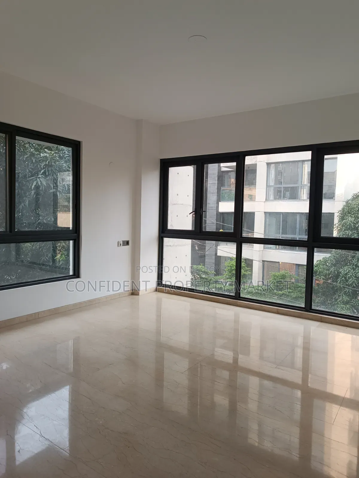 4 Bedroom Apartment in Baridhara for Rent