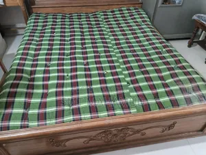 6 Feet X 7 Feet Bed Jajim