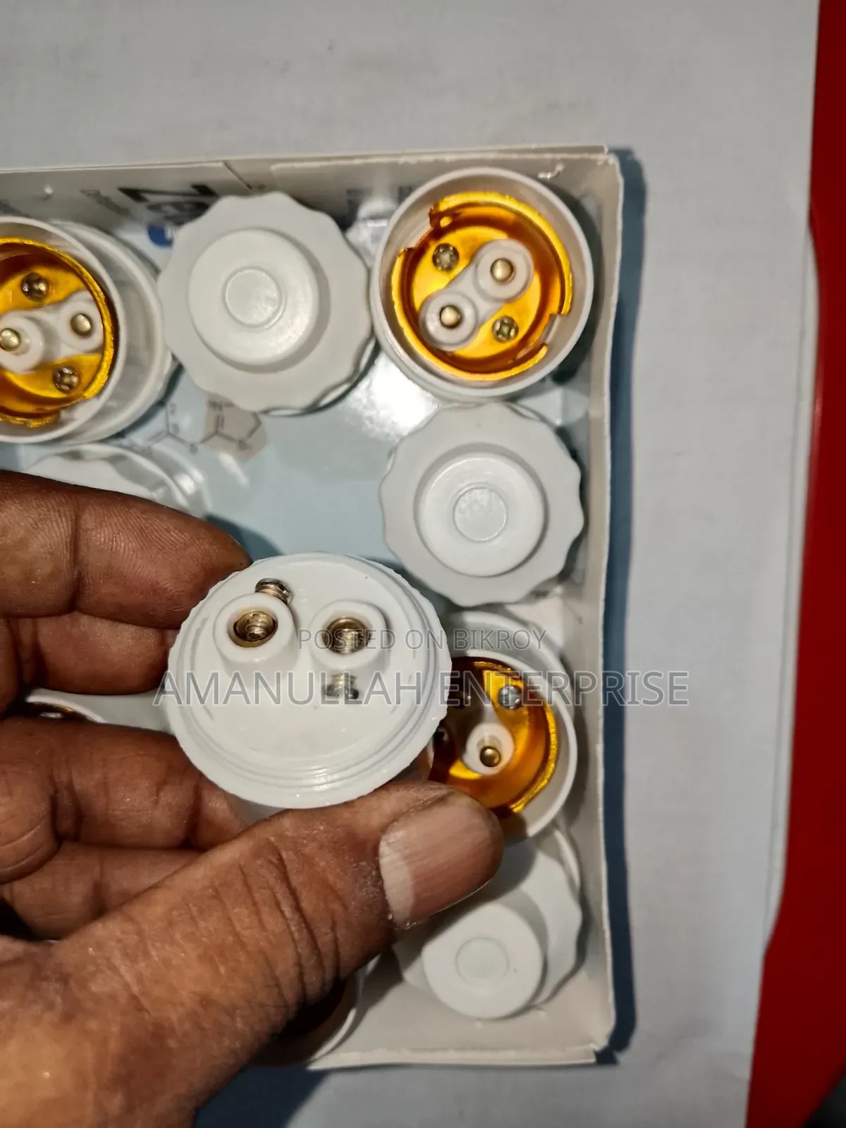 টেকসই ইলেকট্রিক বাল্ব হোল্ডার বাল্ক প্যাক | আমানুল্লাহ এন্টারপ্রাইজ (১২ পিস)