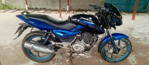 নতুন বাজাজ পালসার ১৫০ ২০১৬ নীল