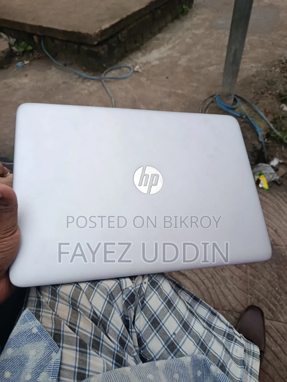 ল্যাপটপ এইচপি এলিটবুক ৮৪০ জি৩ ৮জিবি ইন্টেল কোর আই৫ এসএসএইচডি (হাইব্রিড) ২৫৬জিবি