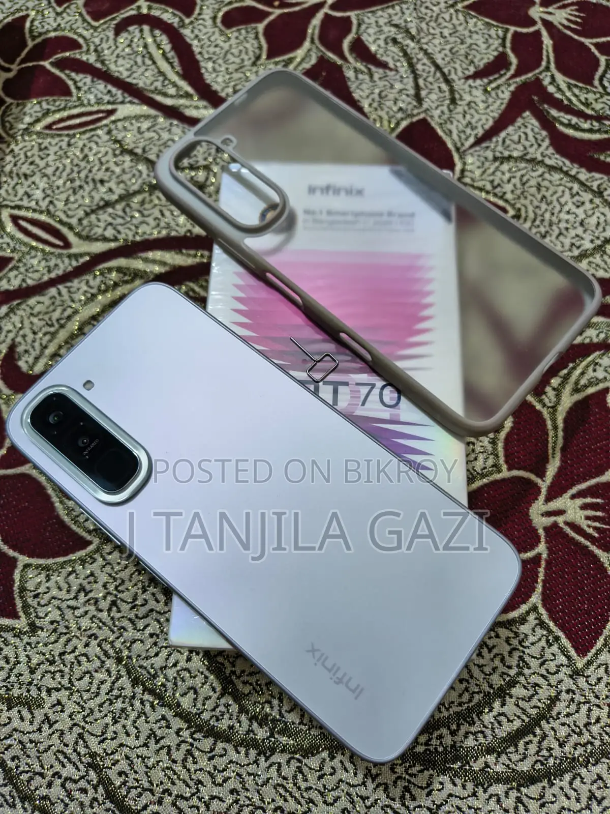 Infinix Hot 70 128 GB Silver