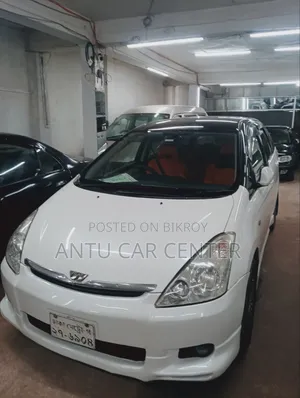Toyota Wish 2004 White