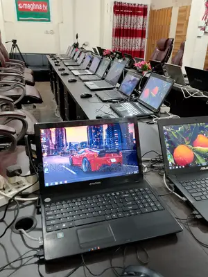 ল্যাপটপ এইচপি ৮ জিবি এএমডি রাইজেন এসএসডি ৫১২ জিবি